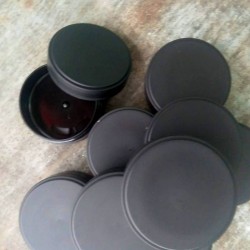 Melna plastmasas burciņa 50 ml | Relumee